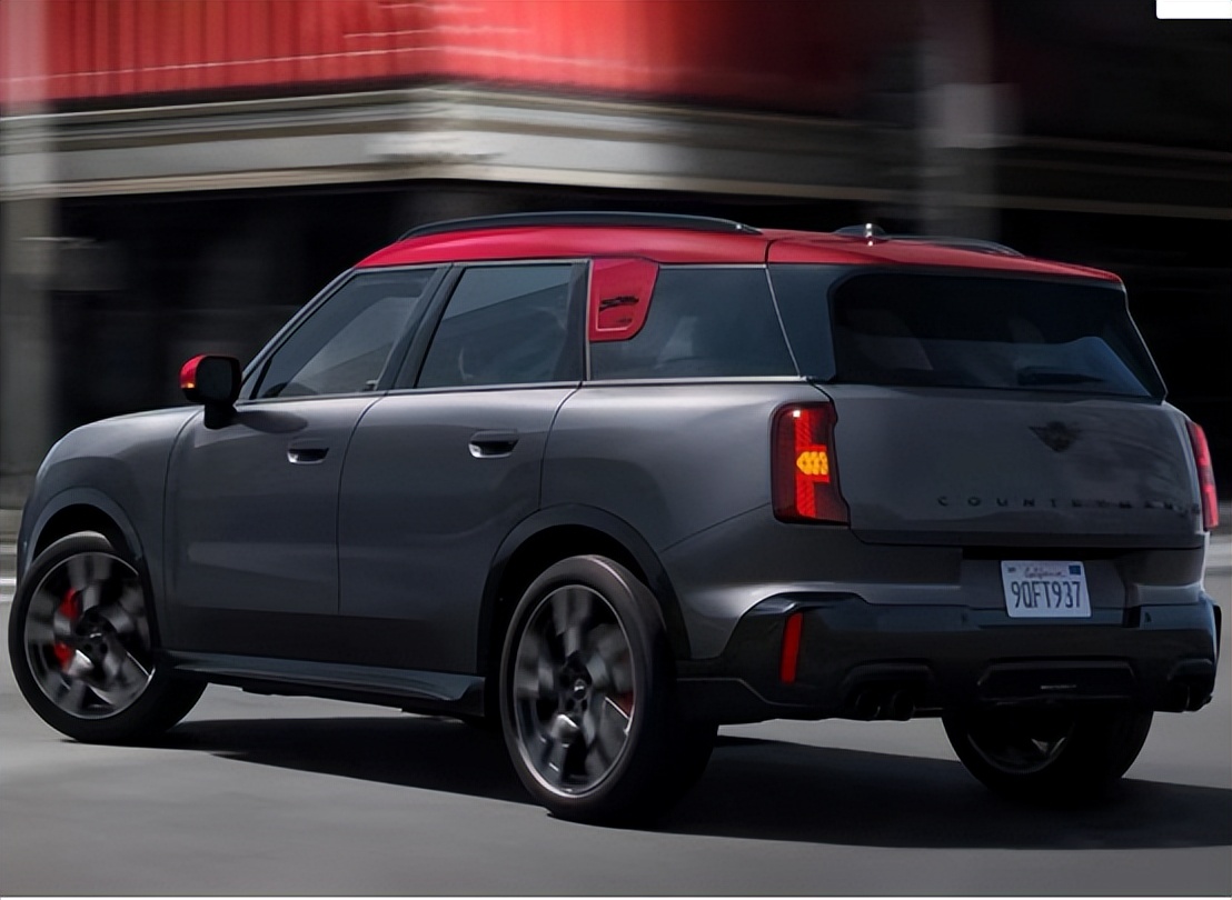 全新MINI JCW COUNTRYMAN今日中国首秀