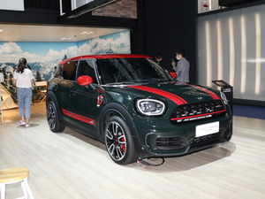 全新MINI JCW COUNTRYMAN今日中国首秀