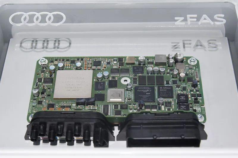 TTTech Auto和BlackBerry QNX扩大合作，以应对未来软件定义汽车（SDV）面临的关键复杂性挑战