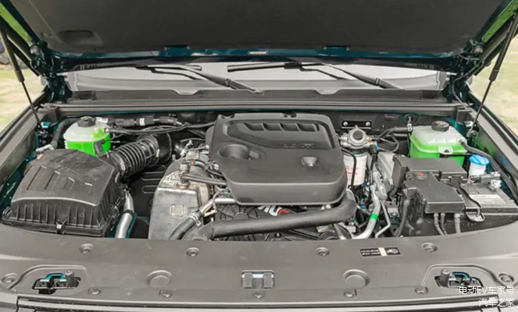 BJ40刀锋英雄/环塔冠军版将于今日上市