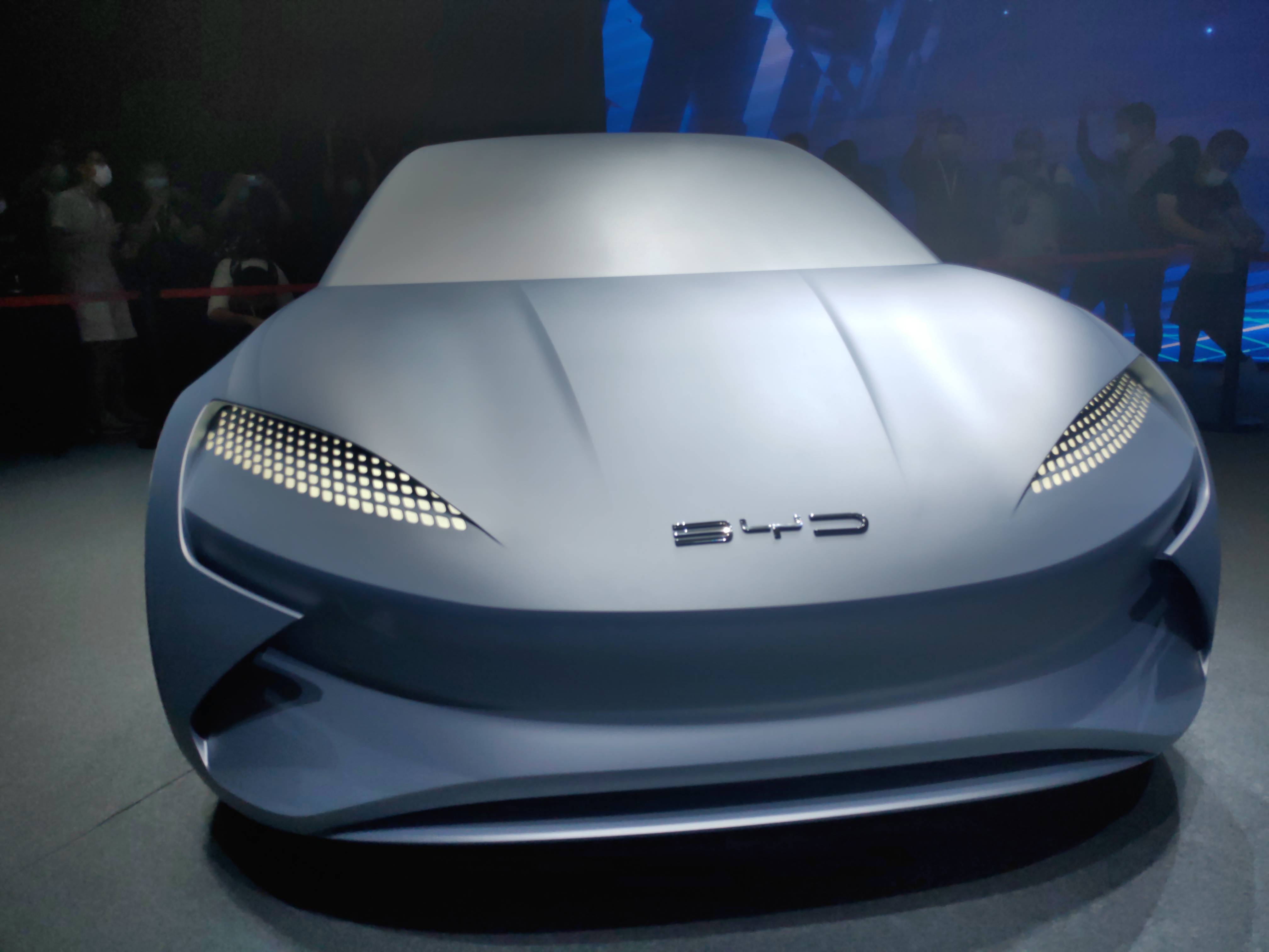 北京亦庄发放400万纯电汽车消费券：特斯拉、比亚迪等都能用 最高5000元