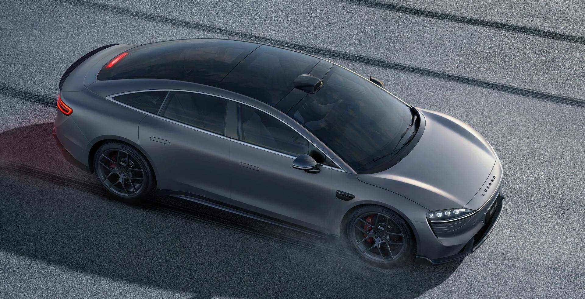 标配空悬+CDC 享界S9用上华为途灵底盘：智能化远超百万豪车