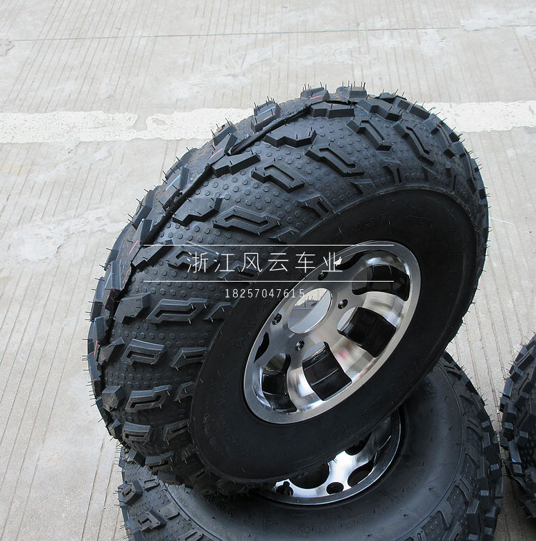 车牌被剪、轮胎被扎！一理想SUV遭恶意破坏：原因唏嘘