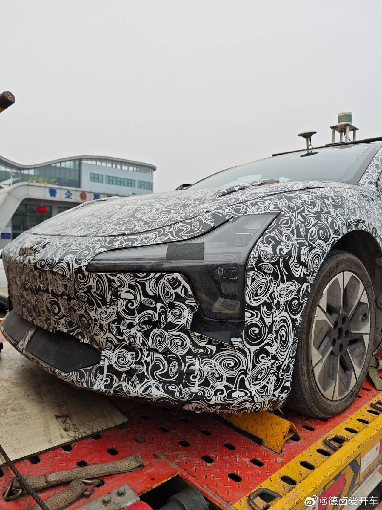 最大续航620km 小鹏MONA M03开启预订