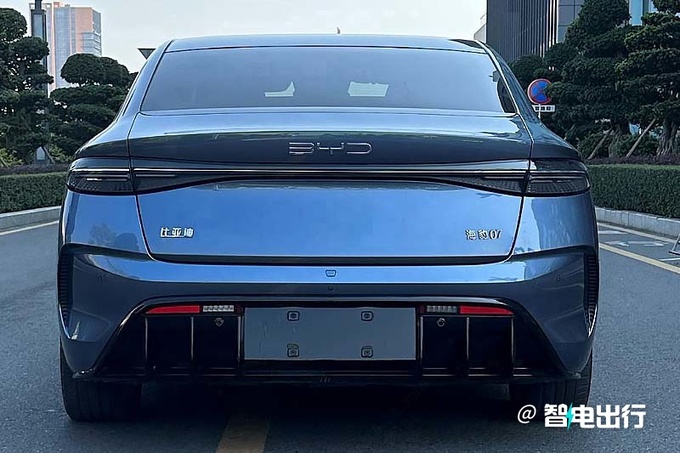 重磅！消息称比亚迪将采购华为智驾：方程豹旗舰豹8首搭