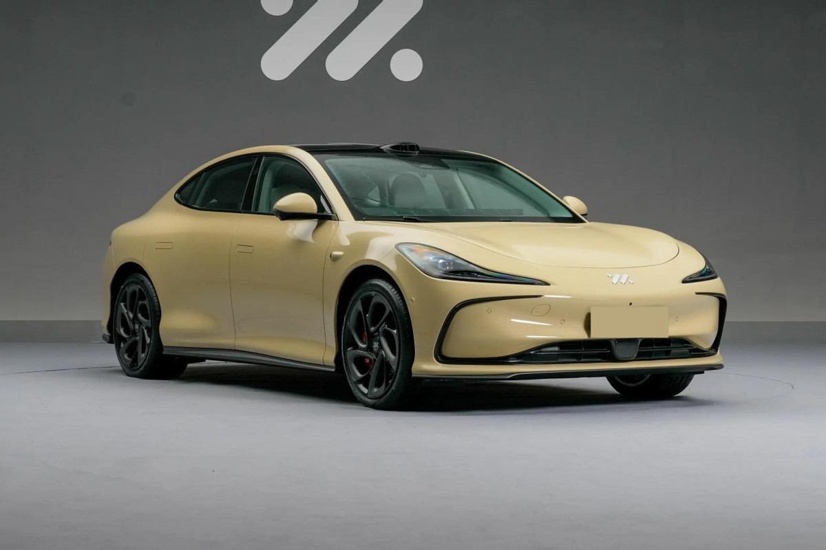 无语！智己L7一年贬值28万：13万还买不到同款电池 消费者被惹怒