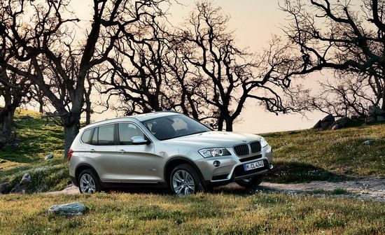 老外眼馋！国产新一代宝马X3实车现身：轴距加长110mm