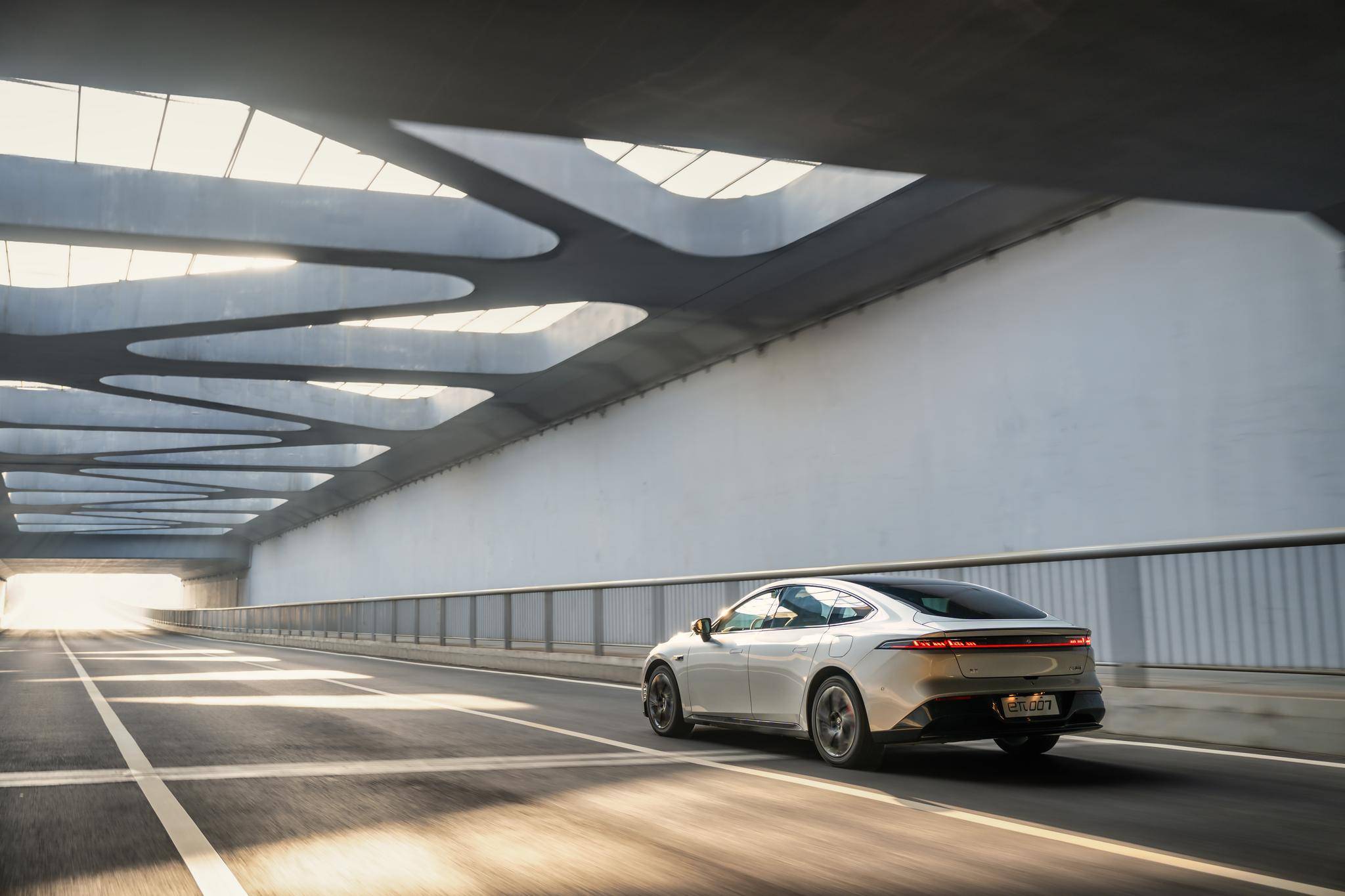 售13.16万起 东风奕派eπ007增程版上市